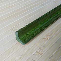 Плинтус из бамбука зелёный